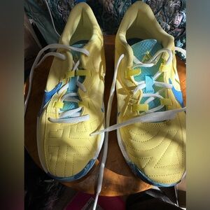 New Nike Freak 5 (GS) Photo Blue/Lt Laser yellow  DZ4486 400 BoysSz(6.5Y) wmns 8